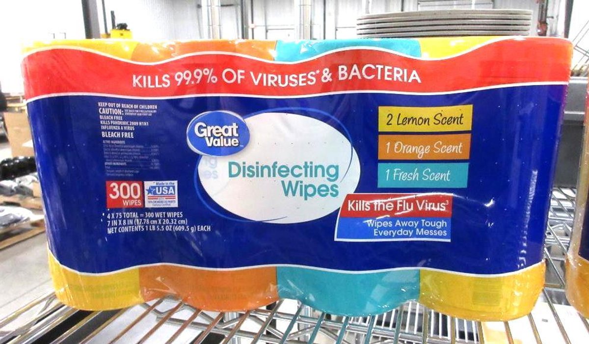 Pack of (4) Great Value disinfecting wipes