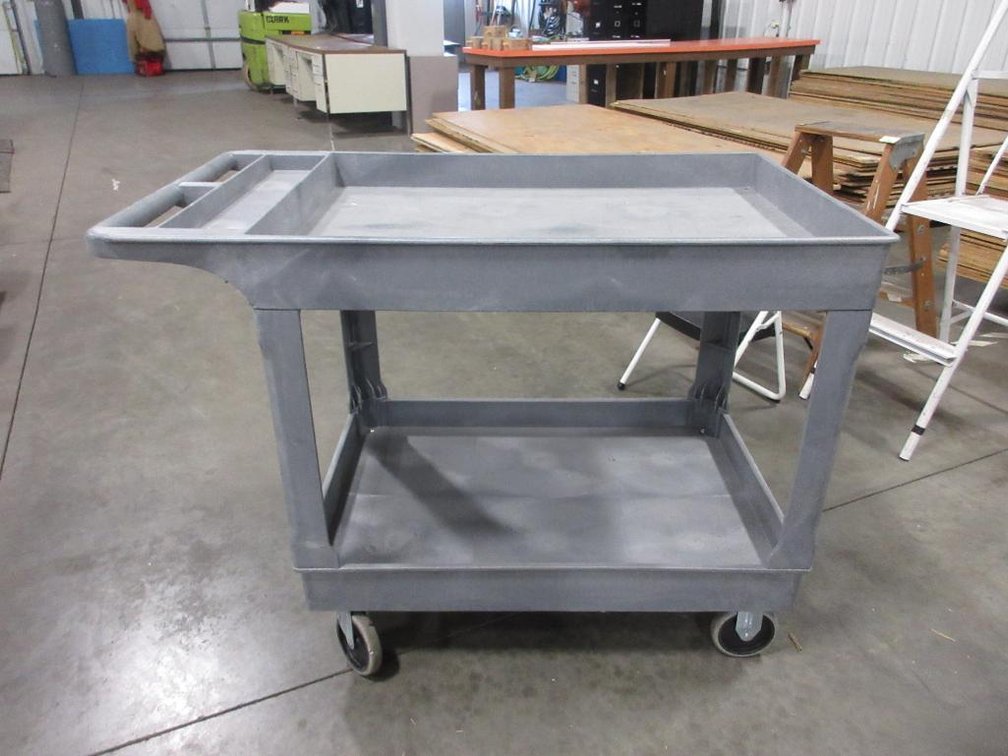 Uline plastic 4-wheel cart