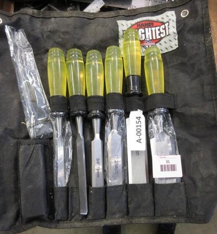 Set of Handy Toughest chisels