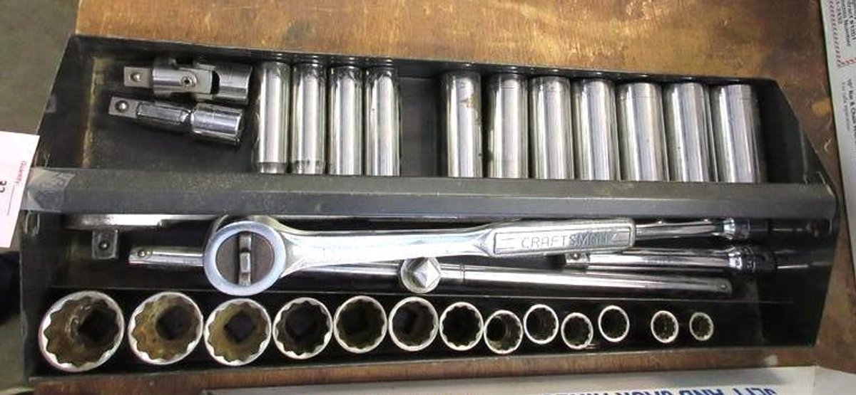 Craftsman 1/2" drive SAE socket set with ratchets and extensions
