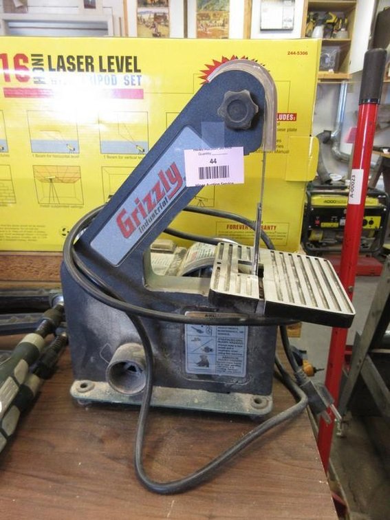 Grizzly Industrial belt sander
