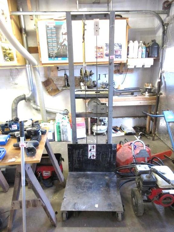 Regal shop lift cart