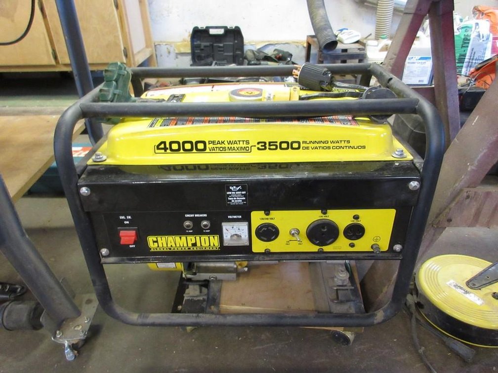 Champion 4400 peak watt generator