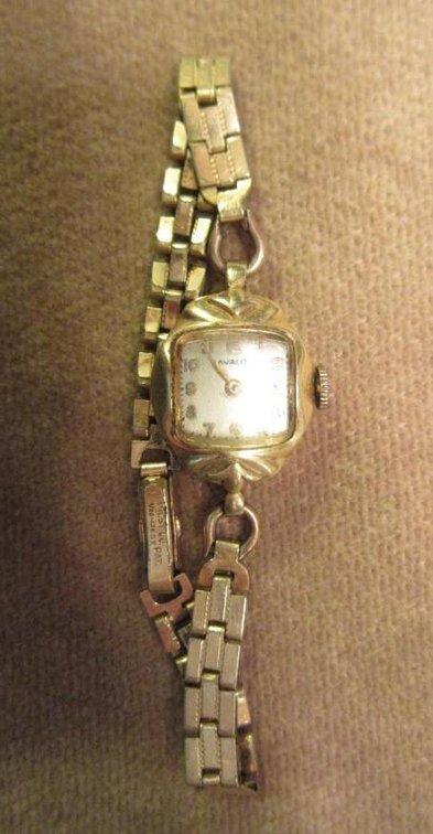Antique Avalon 14K yellow gold watch