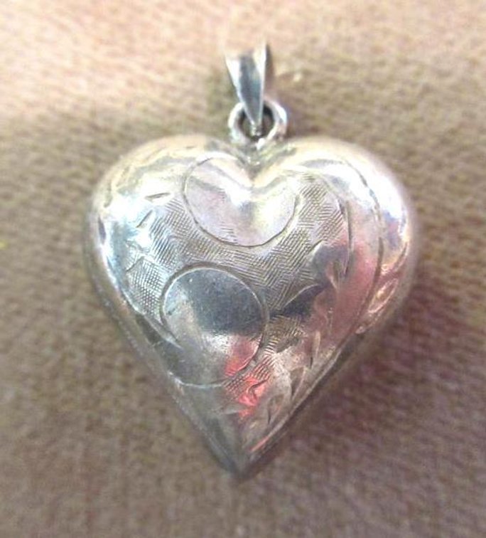 Sterling heart pendant