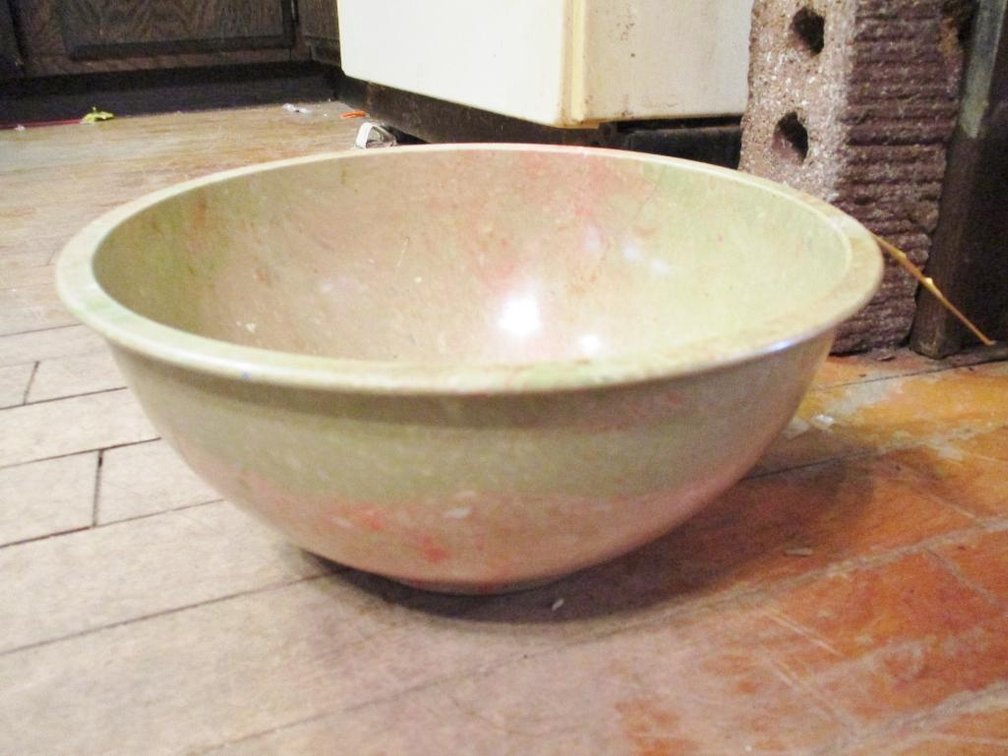 Melmac by Alexander Barna Apollo Ware bowl (cracked)