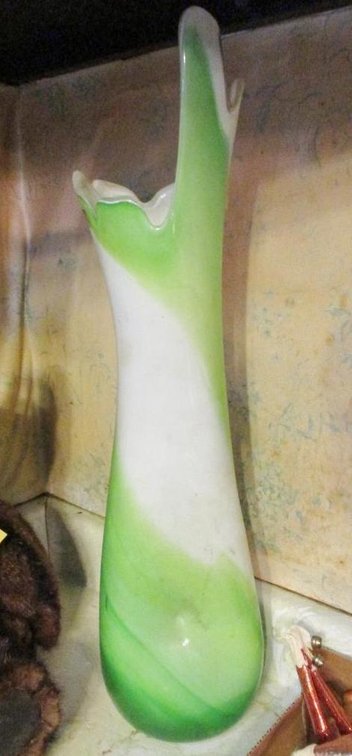 Art glass vase