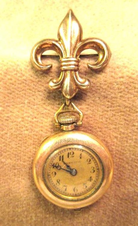 Montaux 15-jewel ladies broach watch