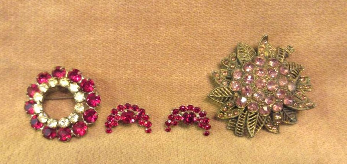 4) Antique broaches with stones