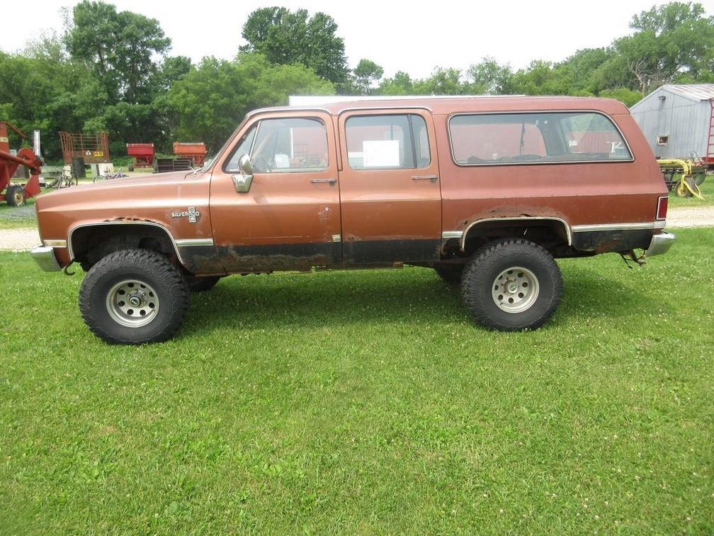 1983 Chevrolet Suburban (runs & drives, vehicle will be registered at the time of pickup, subject to fees)