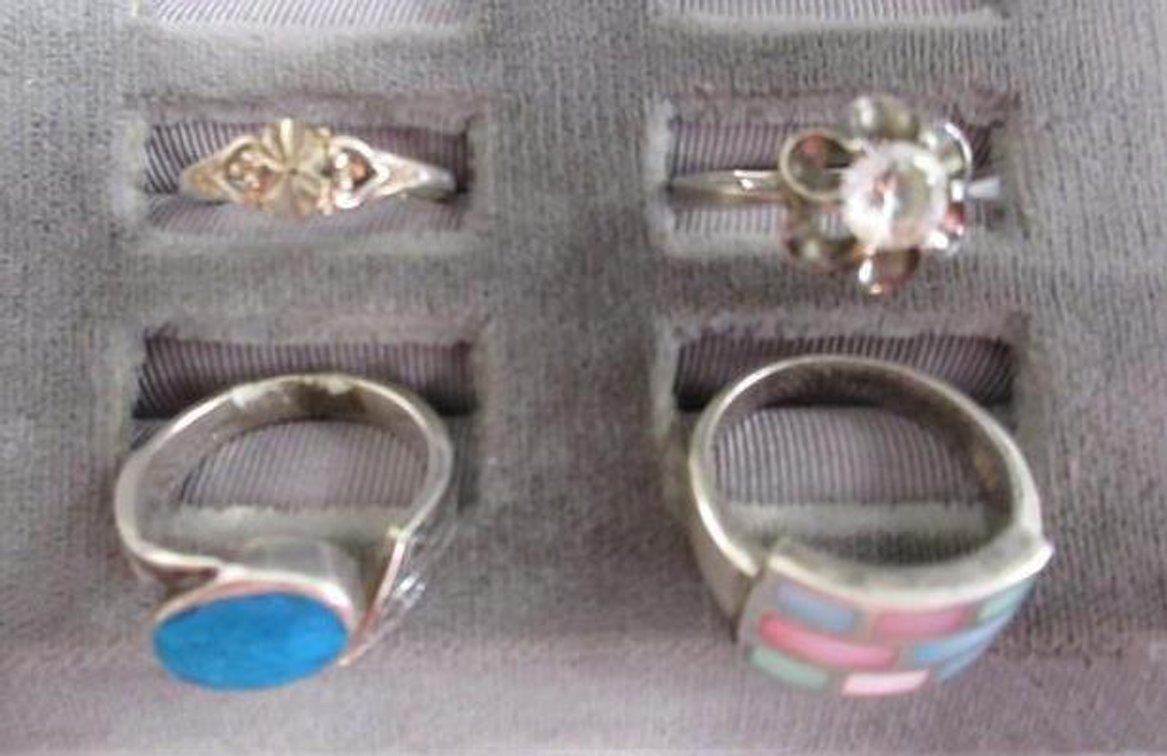 (4) 925 sterling silver rings