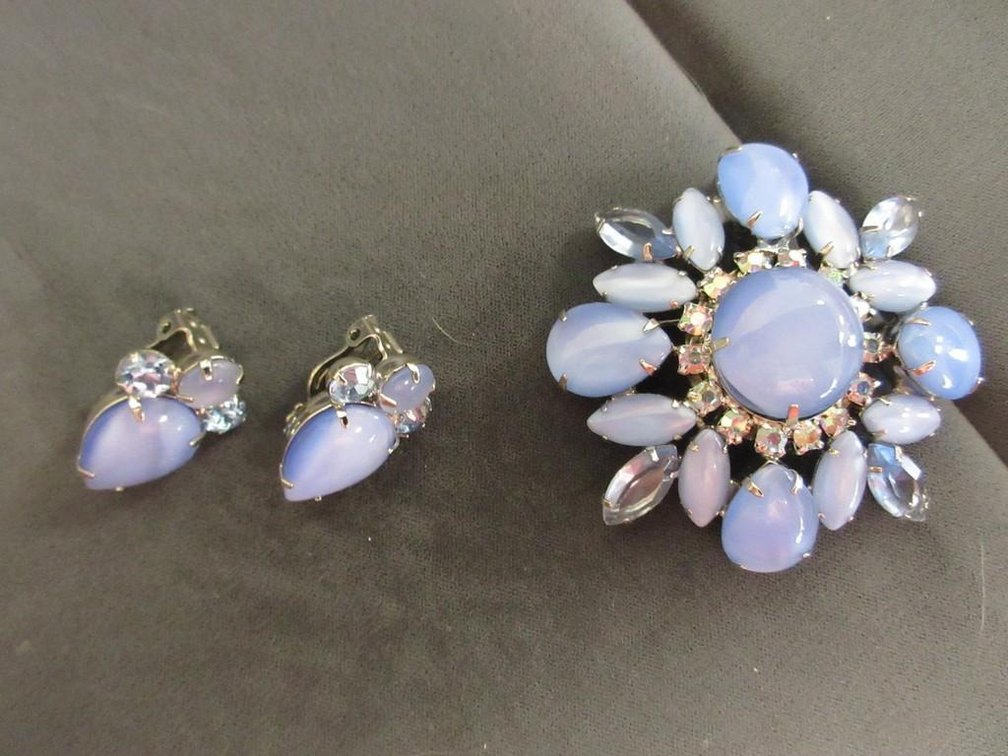 Vintage blue and rhinestone brooch and clip-on earring set