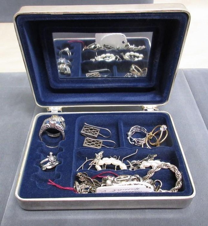 Silver plate box with all marked 925 jewelry