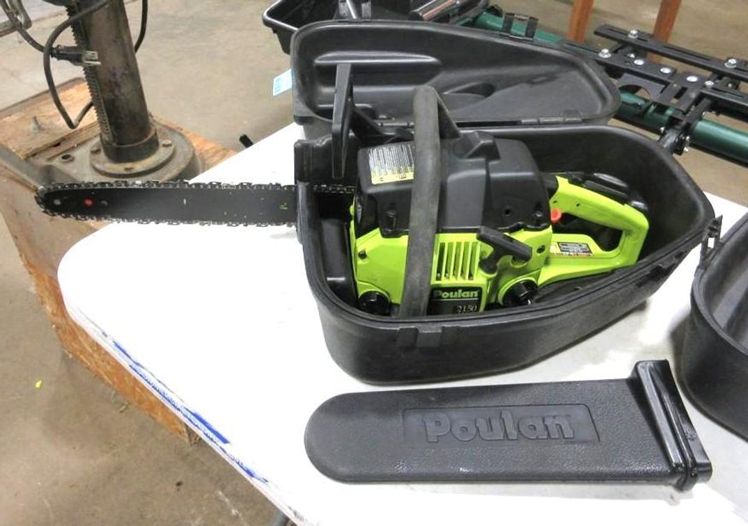 Poulan 2150 gas chainsaw