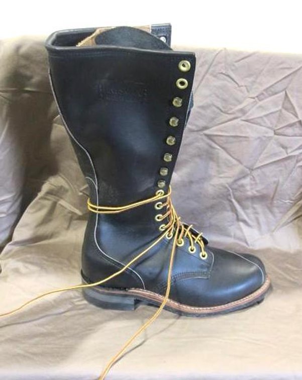 Carolina #923 Linesman black leather boots