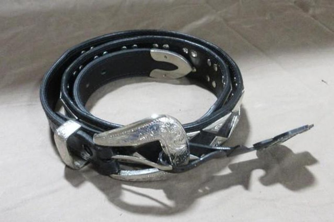 Express Rider black leather belt with metal adornment