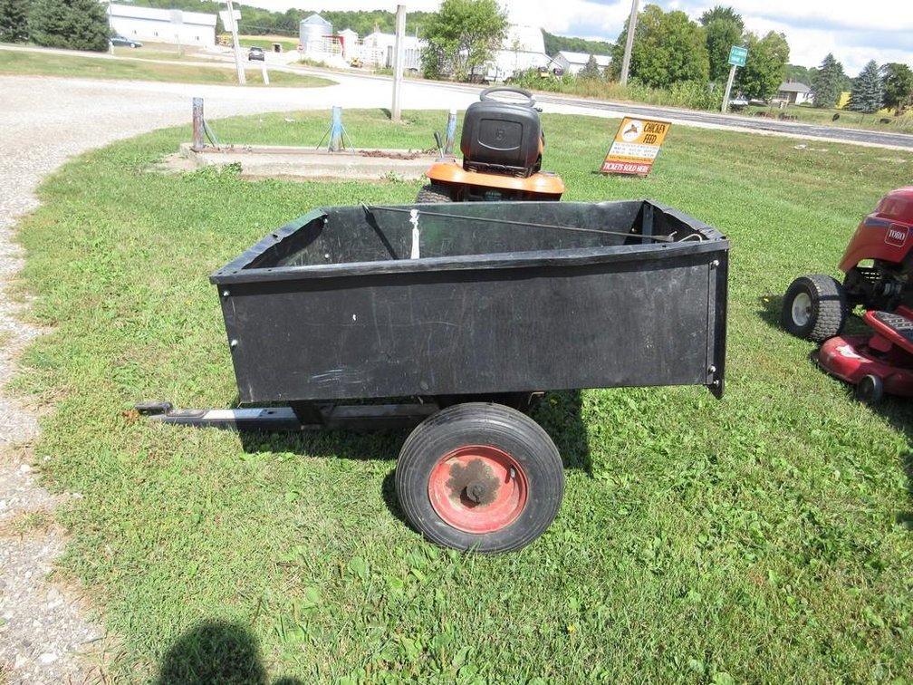Metal yard dump wagon