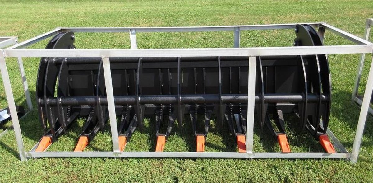 Skid steer quick tach heavy grass grapple