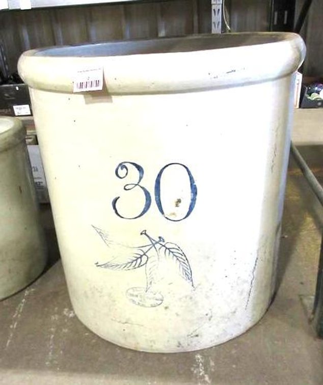 30 Gallon Red Wing Union Stoneware ski oval crock