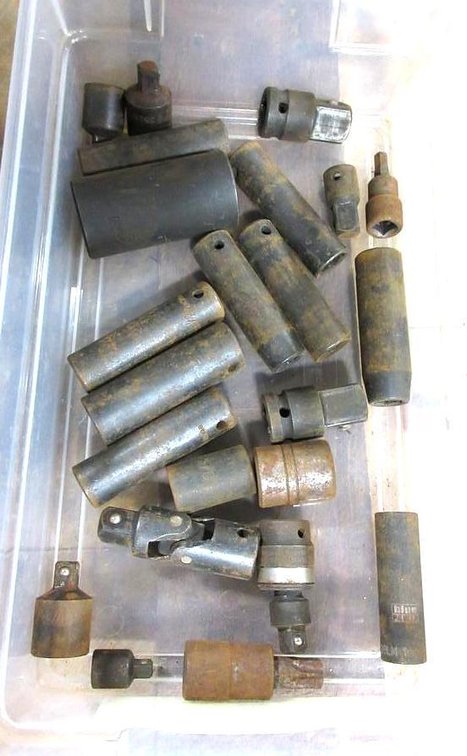Tote of 1/2" sockets