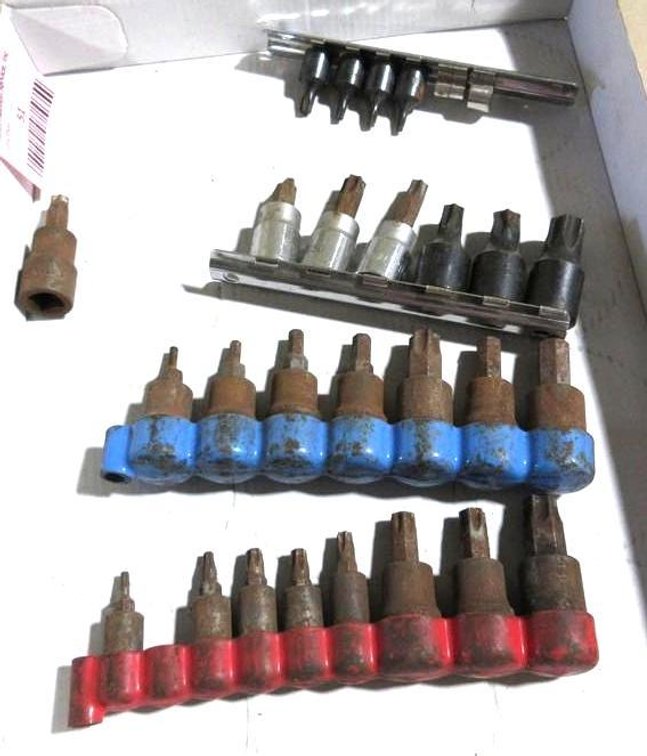 Flat of assorted sockets