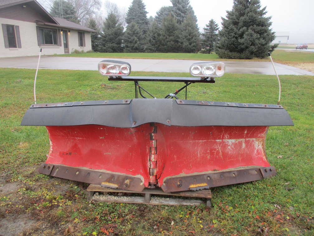 BOSS front end V Plow