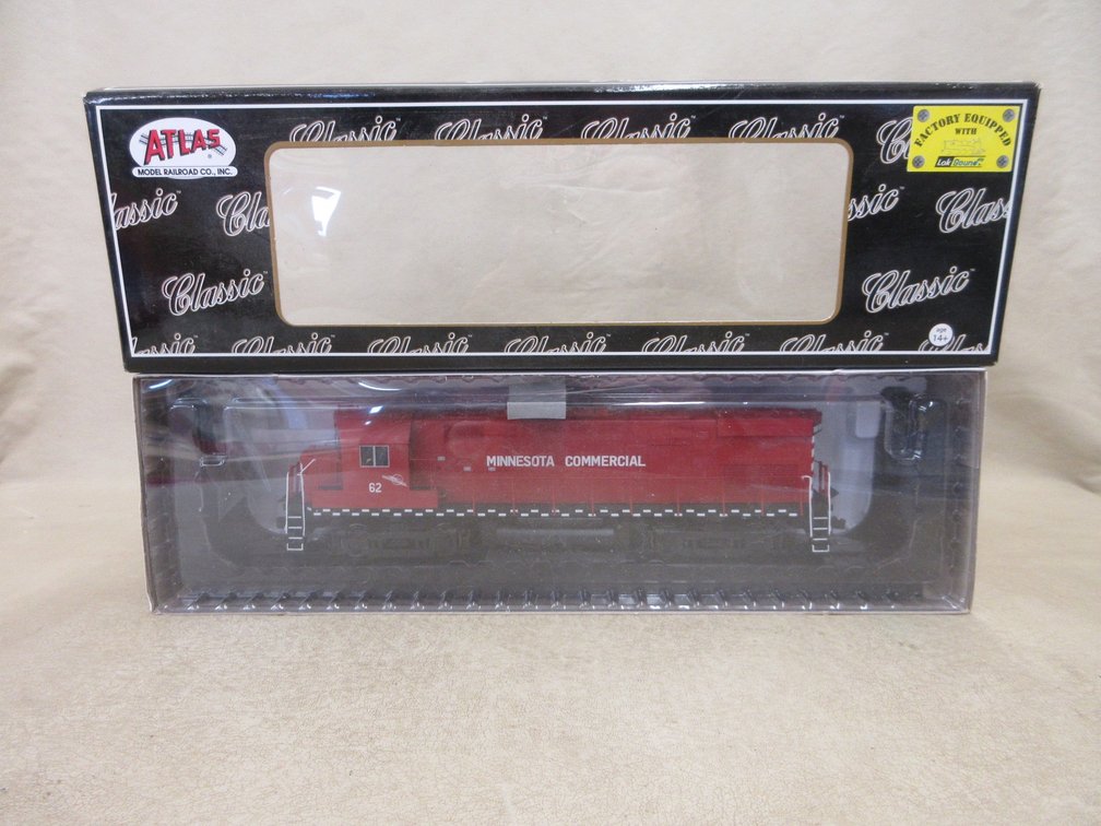 Atlas Classic Gold HO C424 Phase 2 locomotive Minnesota Commercial Road #62