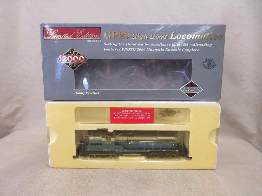 Proto 2000 Series GP20 High Hood locomotive BN #2015 without Sound & DCC