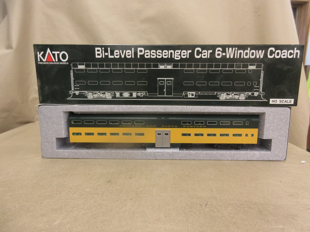 KATO Bi-Level Passenger Car 6-Window Coach C & NW
