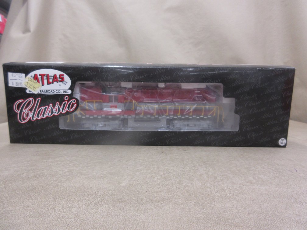 Atlas Classic HO Scale Locomotive RS-11 locomotive Green Bay & Western Road #309