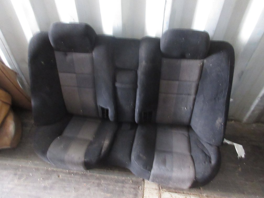 Rear seat set