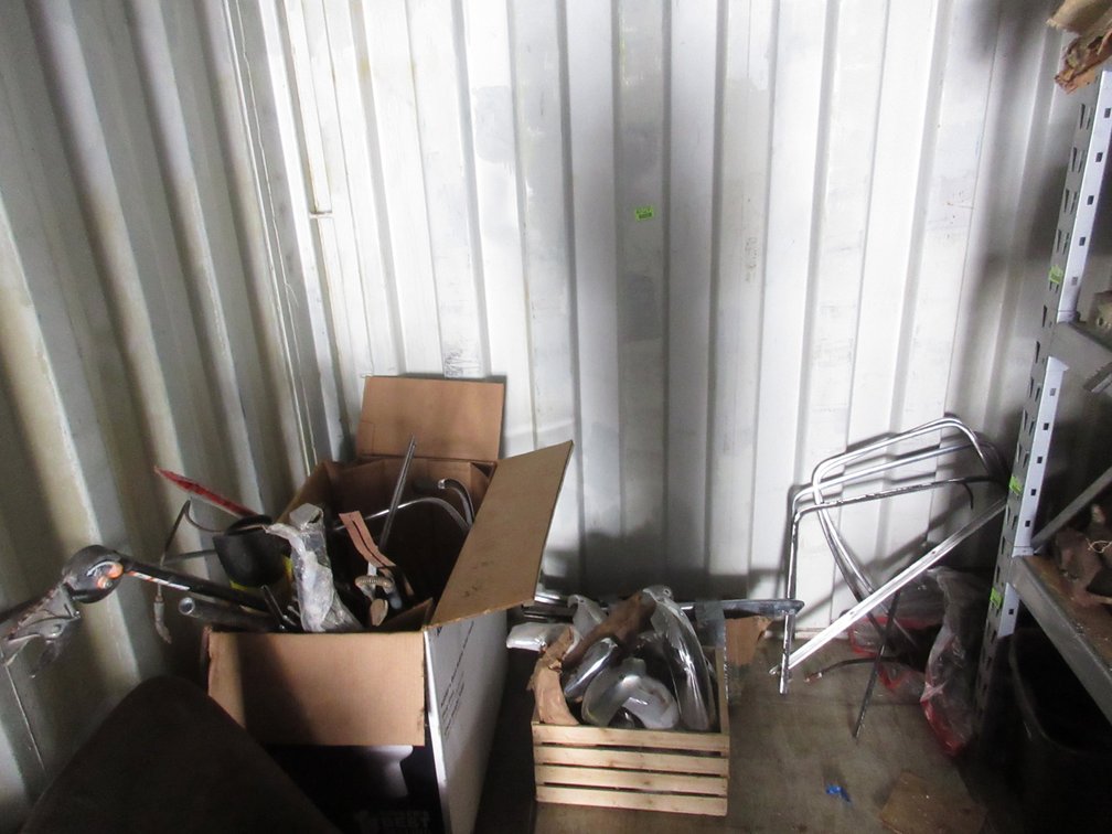 Group of auto parts