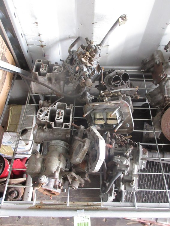 Group of auto parts