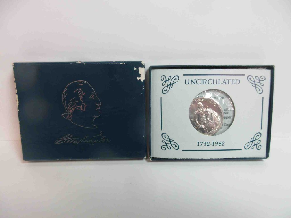 1982-D George Washington silver half dollar commemorative