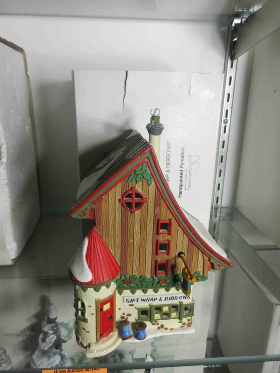 Dept. 56 North Pole Series building