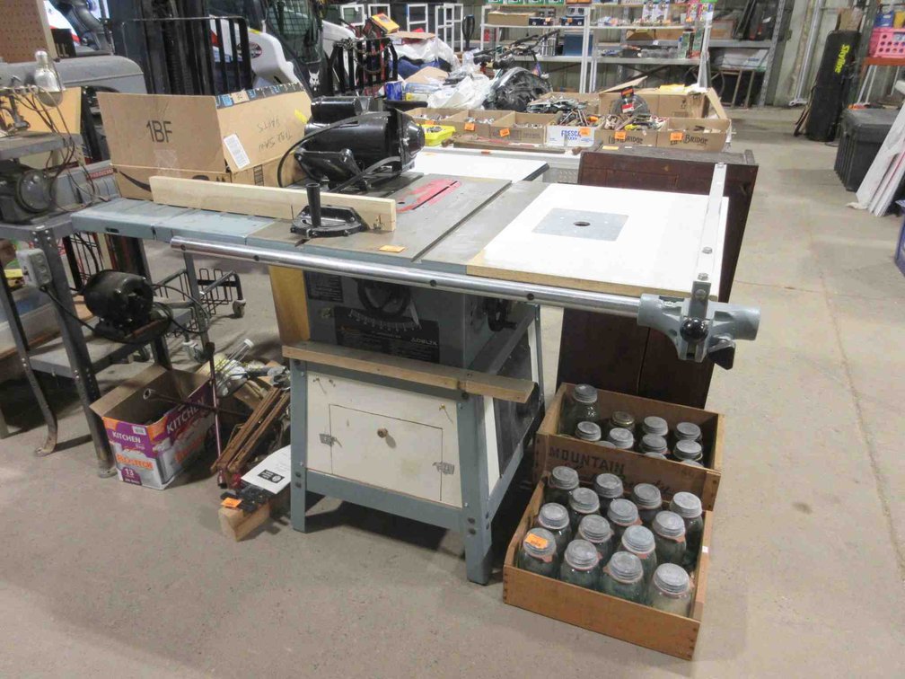 Delta 10" contractor's saw