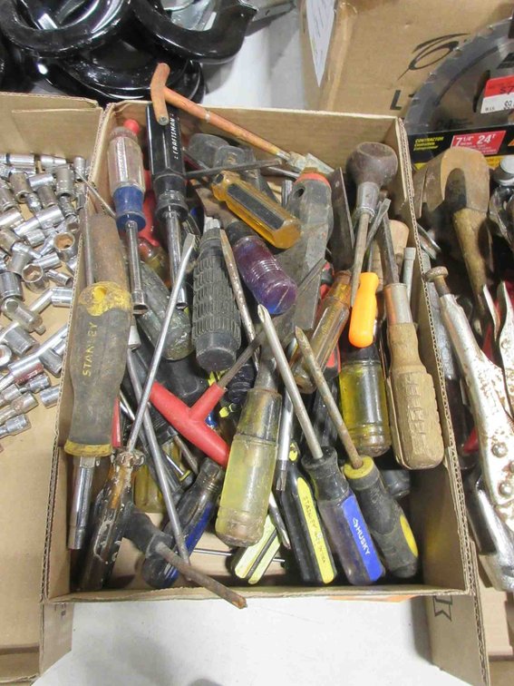 Flat of screwdrivers