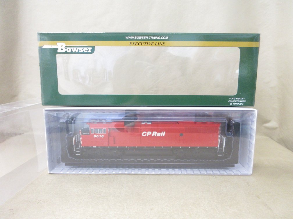 Bowser Executive Line HO scale train locomotive