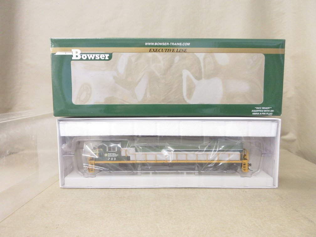 Bowser Executive Line HO scale train locomotive