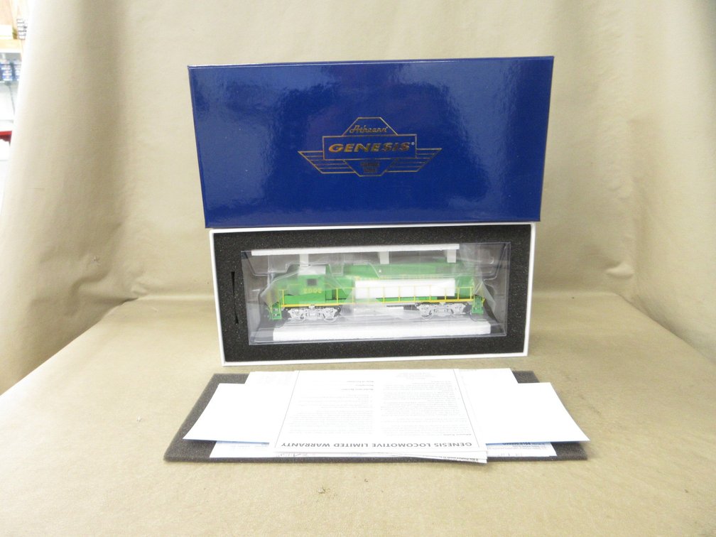 Athearn Genesis HO scale train locomotive