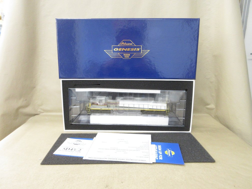 Athearn Genesis HO scale train locomotive