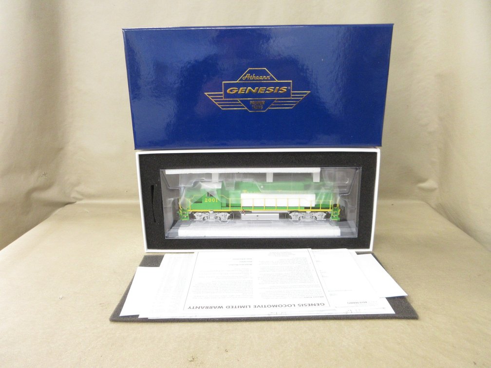 Athearn Genesis HO scale train locomotive