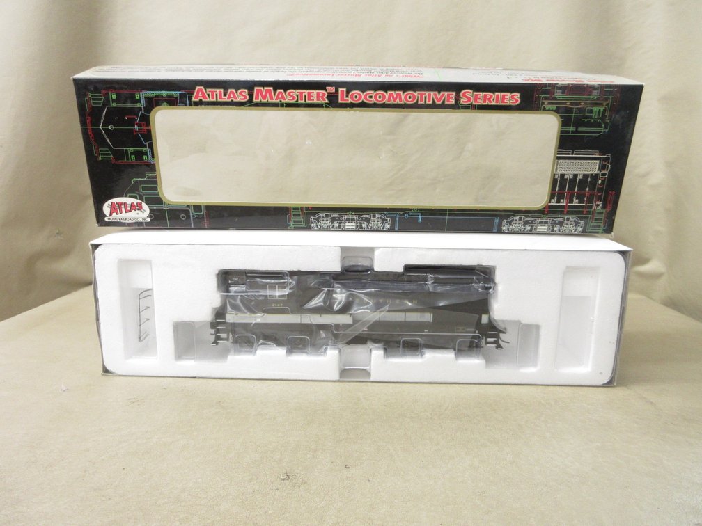 Atlas Master Silver Series Ho scale locomotive