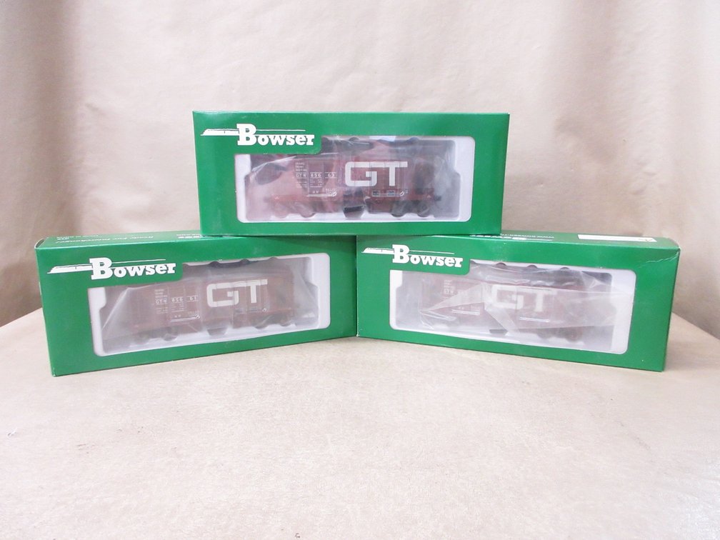 (3) Bowser HO scale train car kits