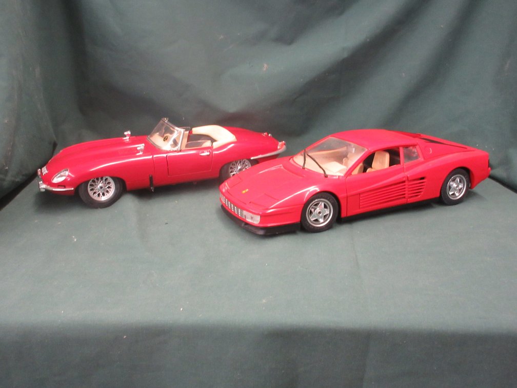 (2) burago Die cast cars