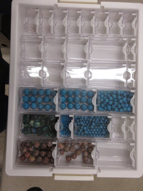 13.5"L Organizer with contents of stone beads