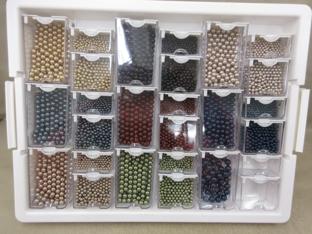 13.5"L Organizer with contents of Swarovski round pearls