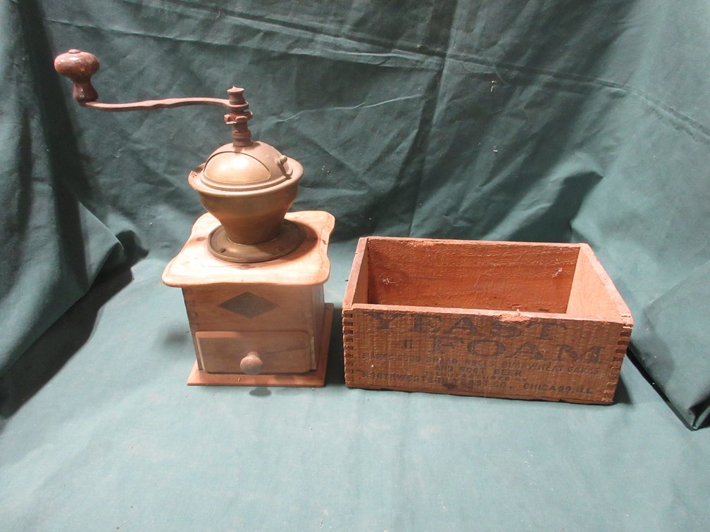 Antique group