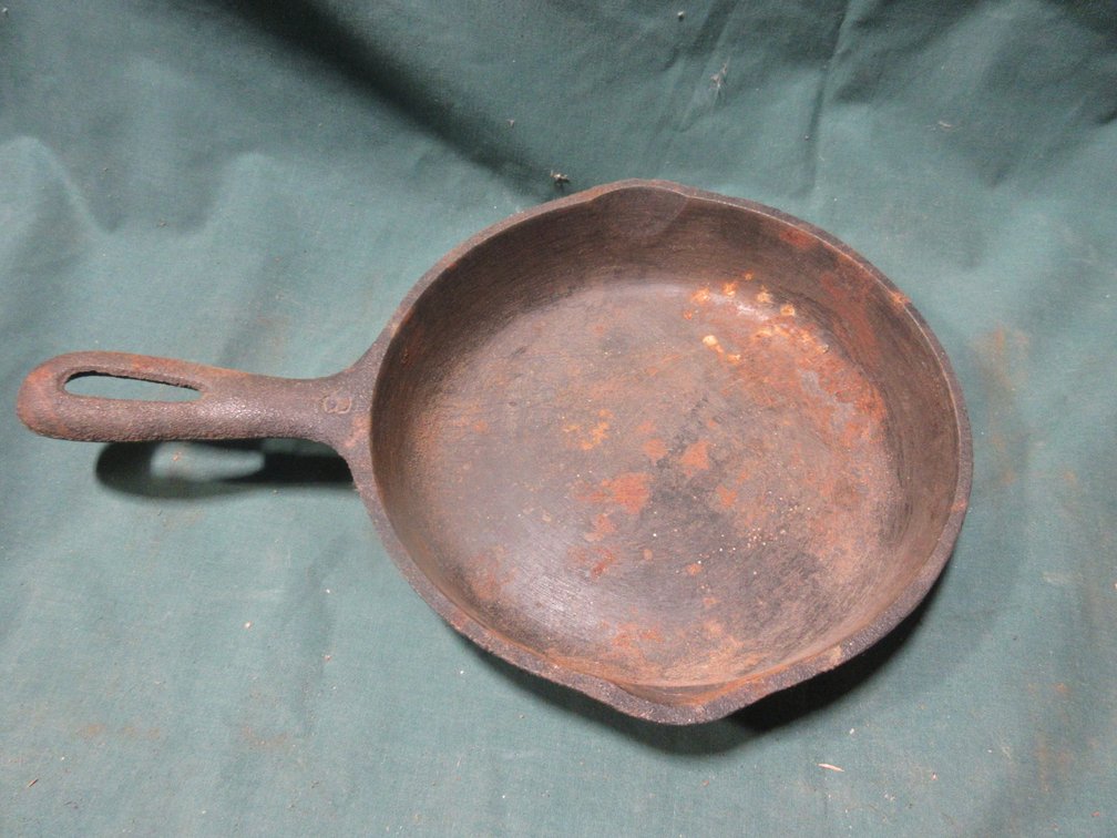 Cat iron #3 skillet