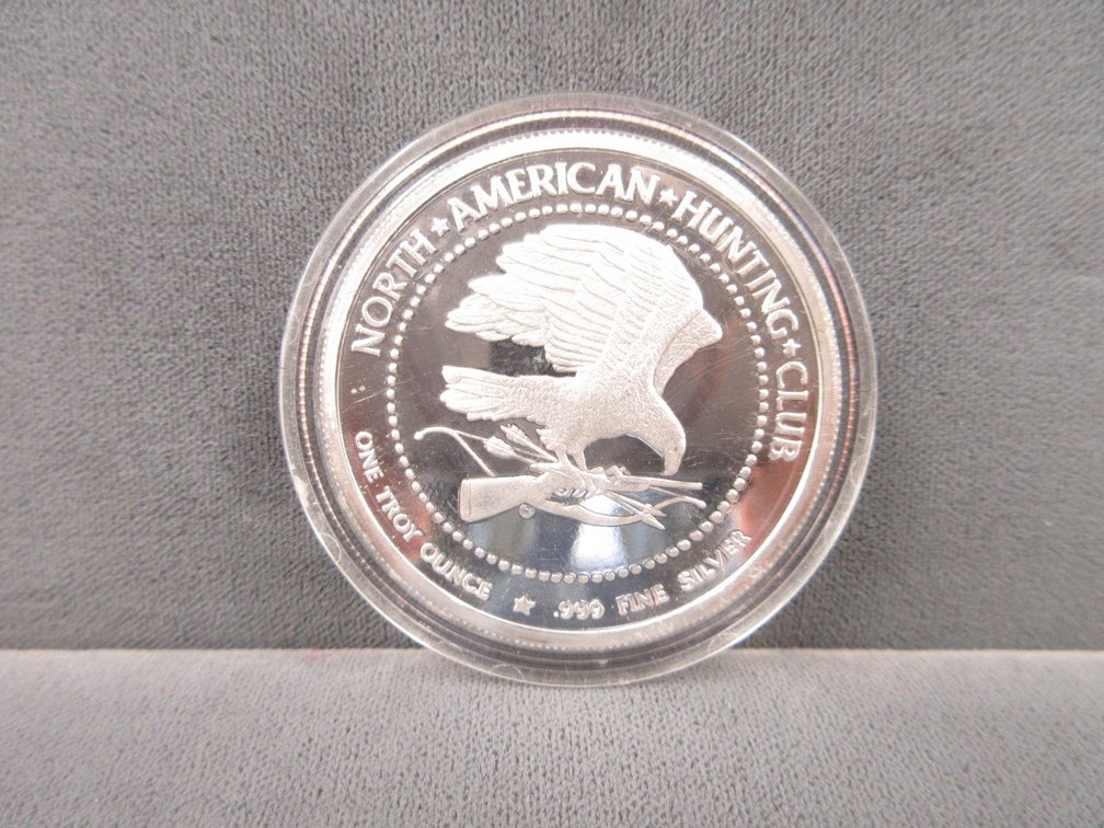 North American Hunting Club One troy ounce .999 fine silver coin